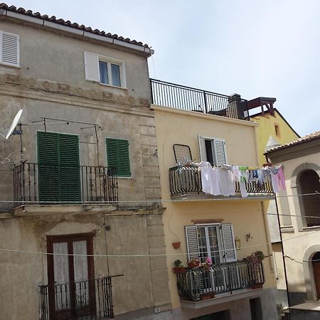 Palazzo Madeo - Residenza D'Epoca Acomodação com café da manhã Crosia Exterior foto