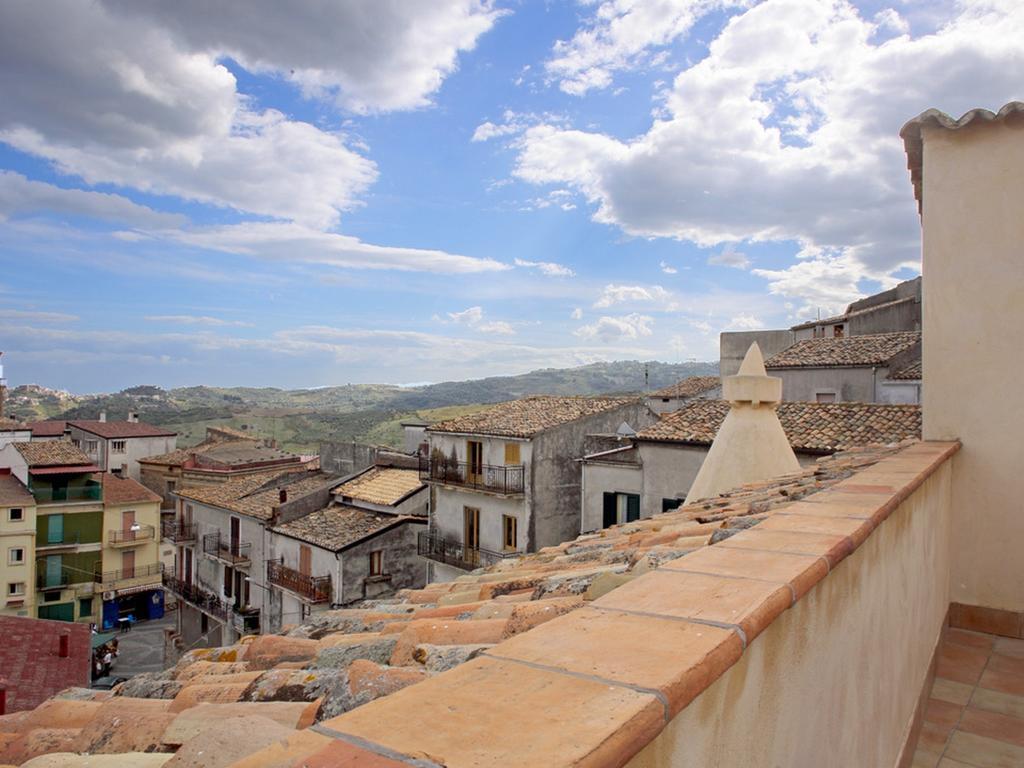 Palazzo Madeo - Residenza D'Epoca Acomodação com café da manhã Crosia Exterior foto