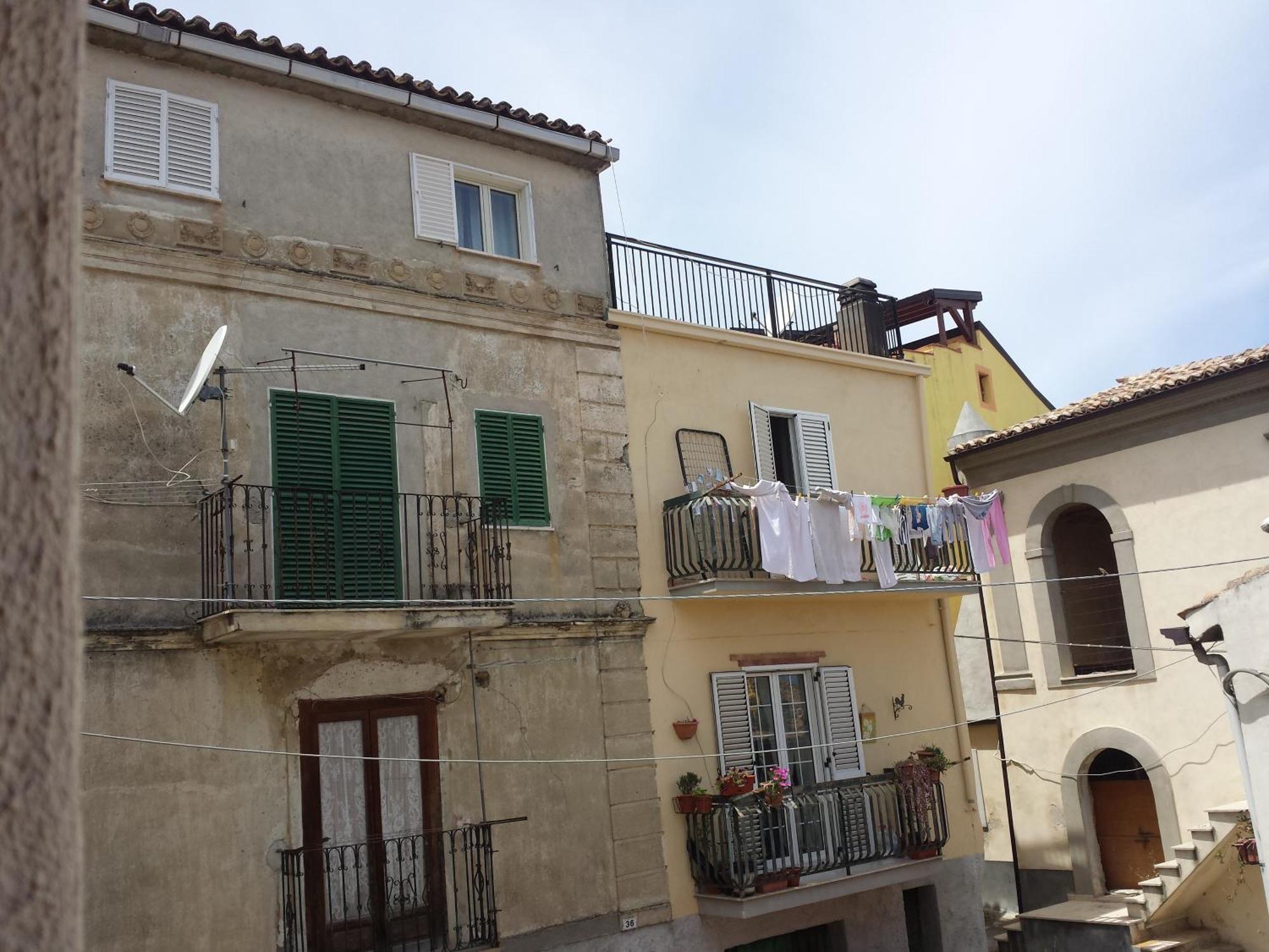 Palazzo Madeo - Residenza D'Epoca Acomodação com café da manhã Crosia Exterior foto